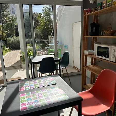 Homestay Chatnoirporto Lamaison