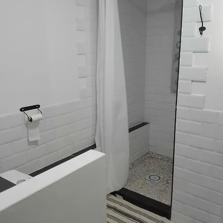 Chatnoirporto Lamaison Homestay
